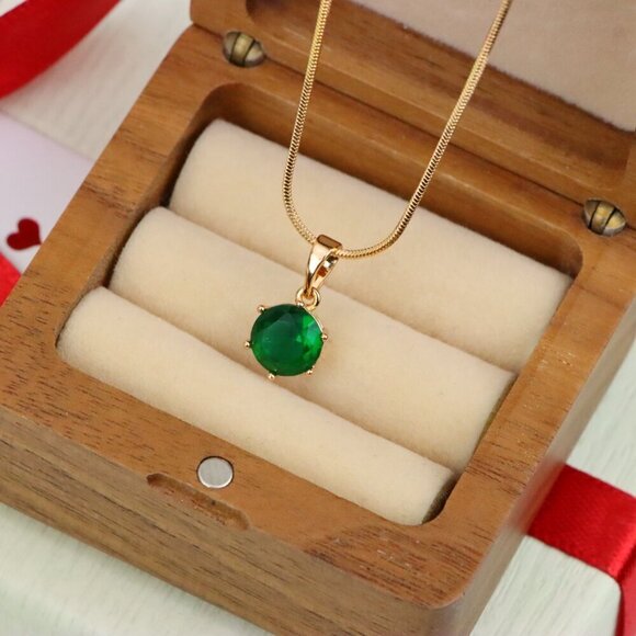 "Vibrant Green Round Pendant in Gold Plating for Elegant Everyday Wear, XPPT1675 - Picture 7 of 13